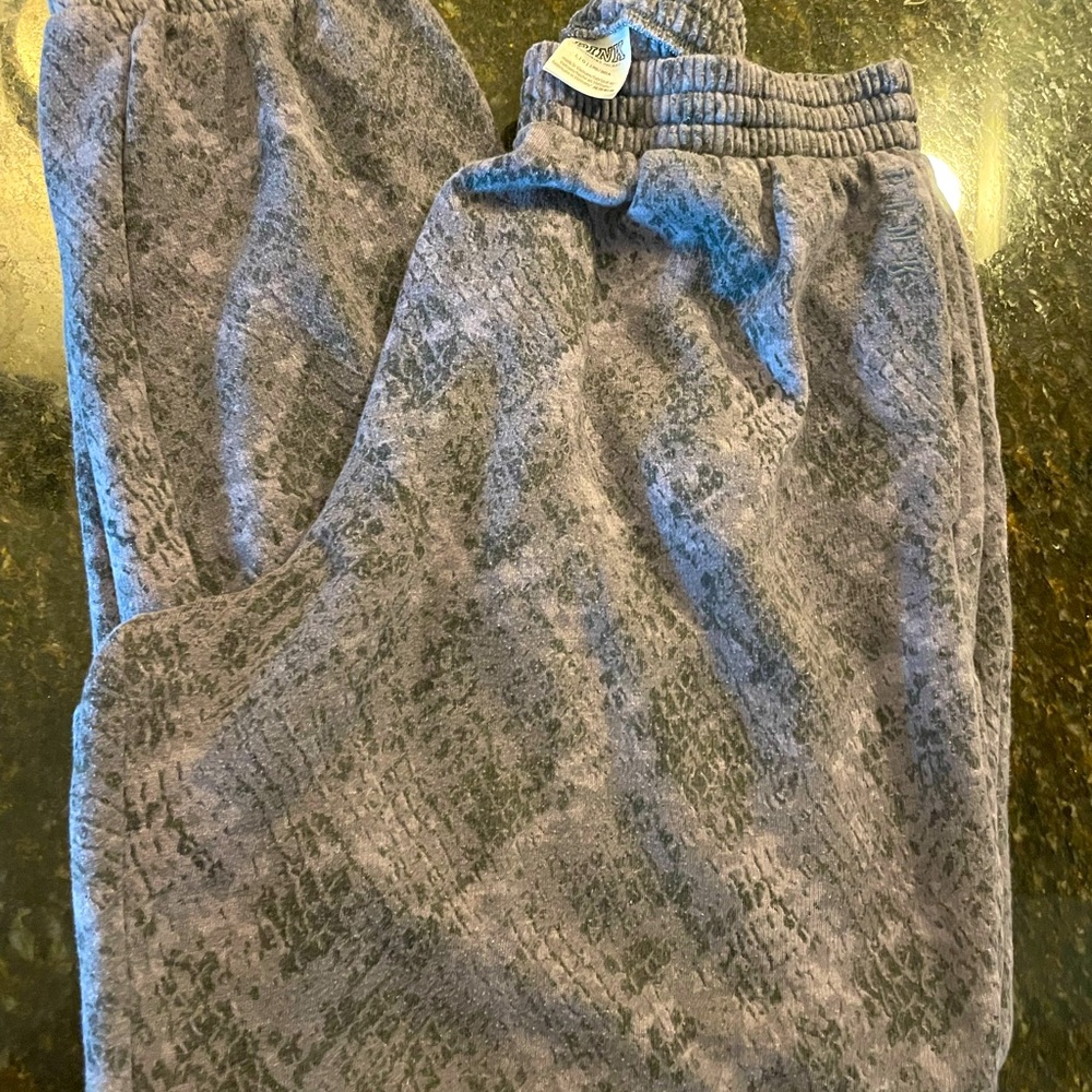 Victoria’s Secret PINK sweats